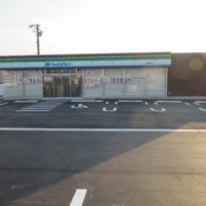 ファミリーマート豊清町店